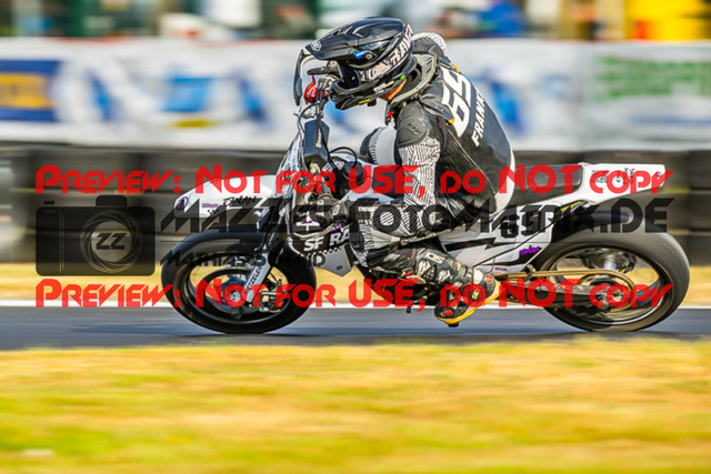 MaZZes_FotoMatrix_230701_6293 | S4