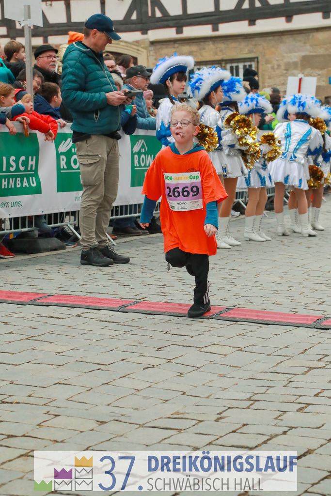 AOK JuniorCup 400m | 3Koenigslauf 2023 - Realisiert mit Pictrs.com