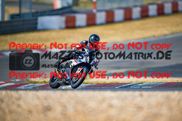 MaZZes_FotoMatrix_230719_8665 | ROT