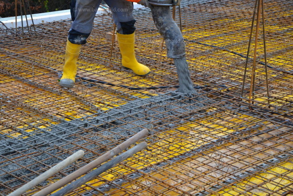 bib-lg04-betonarbeiten-decken-0668 | Nach LV-Leistungsgruppen sortierte Detailfotos über den Bau eines Hauses. Alle Hausbau-Bilder direkt vom Urheber und Autor der Website Haus-Selber-Bauen.com