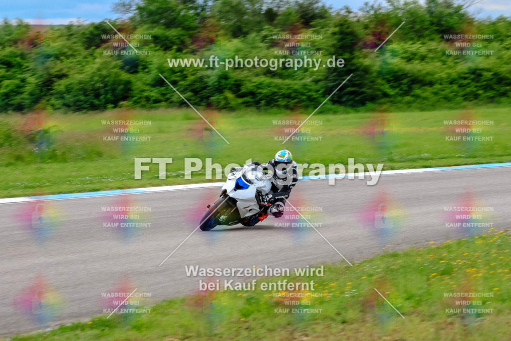 MotoTeam-3555 | Hier findet Ihr Bilder von Touristenfahrten auf der Nürburgring Nordschleife oder von anderen Veranstaltungen die ich besucht habe. Viel Spass beim Durch Schauen 