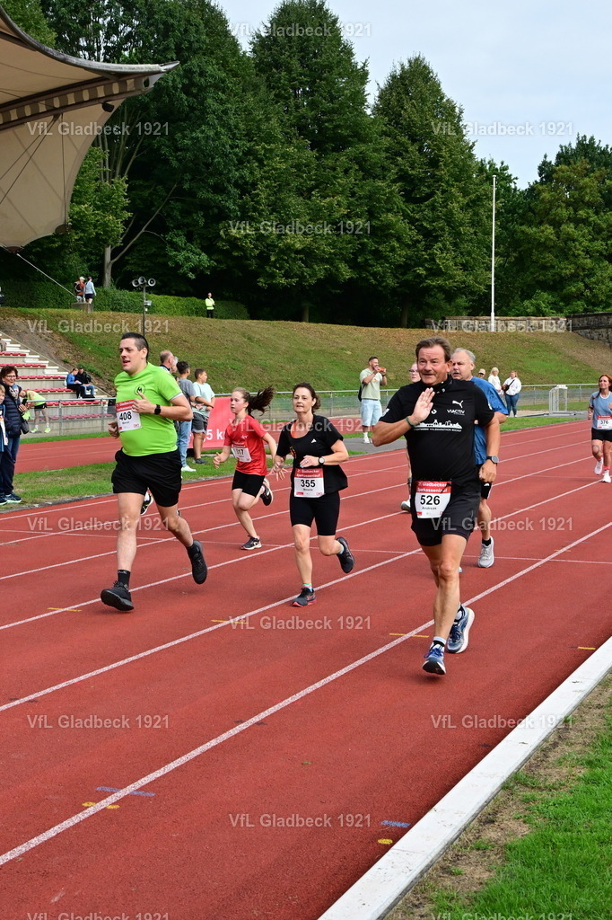 2026-08-23_Sparkassenlauf_5KM_RKrü_000397 | Die Fotografen - Realisiert mit Pictrs.com