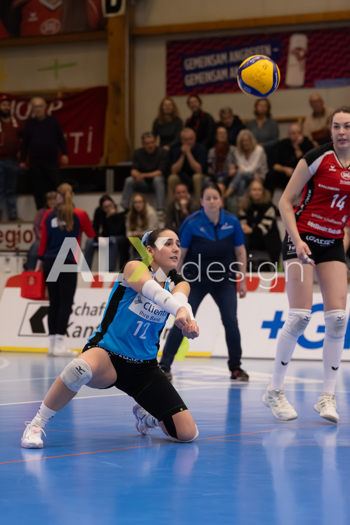 Volleyball I Frauen I Saison 2025-2026 I Volleyball NLA | Women I Round 16 I VC Kanti Schaffhausen - Viteos NUC I 31.01.2026 | 12 Isabella Loffreda (CH) (VC Kanti Schaffhausen) – Libera - Realisiert mit Pictrs.com