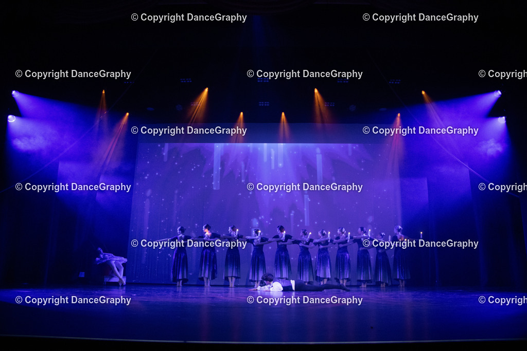 GPHY3399 | DanceGraphy - Realisiert mit Pictrs.com