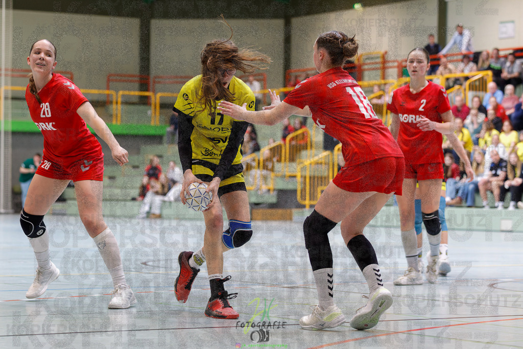 Hessenmeisterschaft wJC - Finale; HSG Kleenheim - HSG Weiterstadt/ Braunsh.Worf. | Hessenmeisterschaft wJC - Finale; HSG Kleenheim - HSG Weiterstadt/ Braunsh.Worf. am 22.03.2025 in Biedenkopf (Sporthalle Lahntalschule)Photo © 2025 - Jörg Heinrich - Realisiert mit Pictrs.com