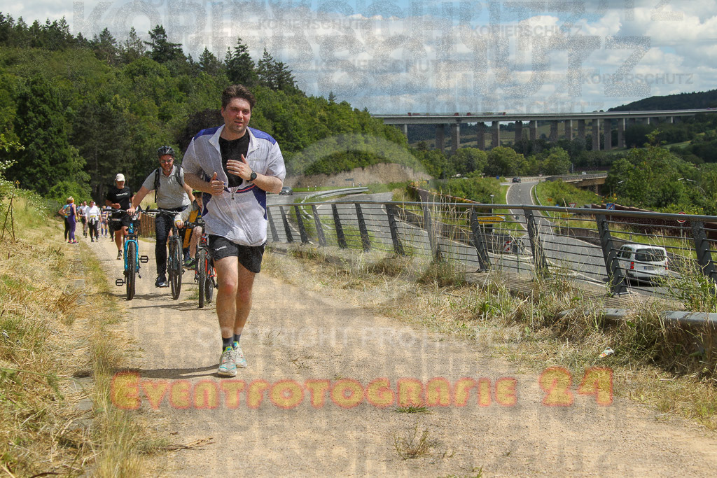 240615_1440_EV4_8872 | Sportfotografie im Rhein-Sieg Kreis, Köln, Bonn, NRW, Rheinland Pfalz, Hessen, etc. Unser Tätigkeitsfeld umfasst den Laufsport vom Volkslauf über den Marathon, Duathlon, Triathon bis zum Ultralauf wie Kölnpfad Ultra oder Schindertrail.