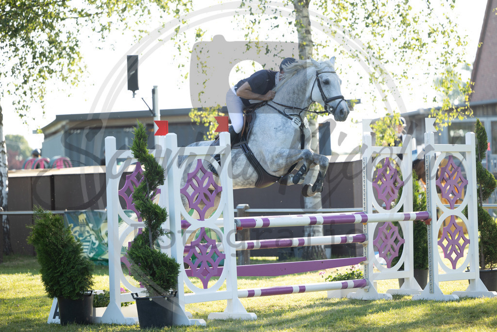 994A3940 | sabrinanicolaifotografie - Realisiert mit Pictrs.com