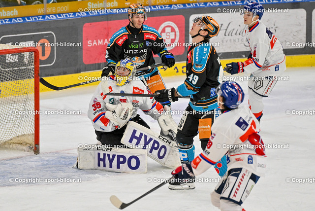 AUT, ICE, Black Wings Linz vs HC Innsbruck | 08.12.2024, Eishalle Linz, AUT, ICE Eishockey Liga, Black Wings Linz vs HC Innsbruck, im Bild Jakob Paul Brandner of HC TIWAG Innsbruck Die Haie, Ken Ograjensek of Steinbach Black Wings Linz, Graham Knott of Steinbach Black Wings Linz, Lukas Baer of HC TIWAG Innsbruck Die Haie, Elias Stoeffler  of HC TIWAG Innsbruck Die Haie// ICE win2day Hockey League Match between Black Wings Linz and HC Innsbruck in Linz, Austria on 2024/12/08