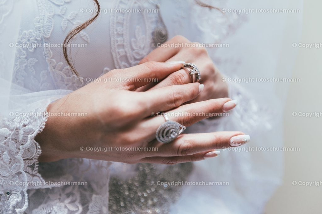 3-04-1025-683 | fotoschuermann - Realisiert mit Pictrs.com