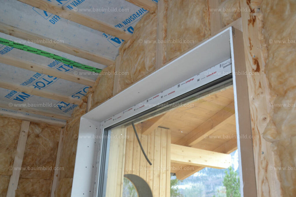 bib-lg18-putzarbeiten-0153 | Nach LV-Leistungsgruppen sortierte Detailfotos über den Bau eines Hauses. Alle Hausbau-Bilder direkt vom Urheber und Autor der Website Haus-Selber-Bauen.com