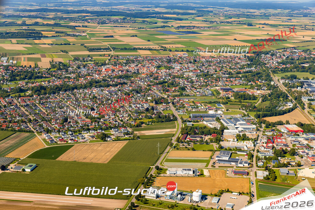 Luftaufnahme von  Gundelfingen an der Donau - Die Luftaufnahme wurde 2025 vom UL-Flugzeug heraus erstellt ( keine Drohne ) - Hochauflösende Luftaufnahme - für professionelle Ausdrucke geeignet. Die Geschenkidee !Mit Lizenz und Bildrechte bestellbar