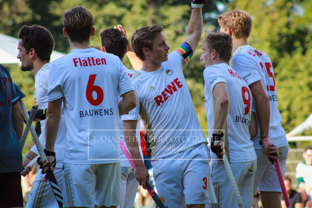 Rot - Weiß Köln - Münchner SC 25.09.22-70 | lanaschraderfotografie - Realisiert mit Pictrs.com