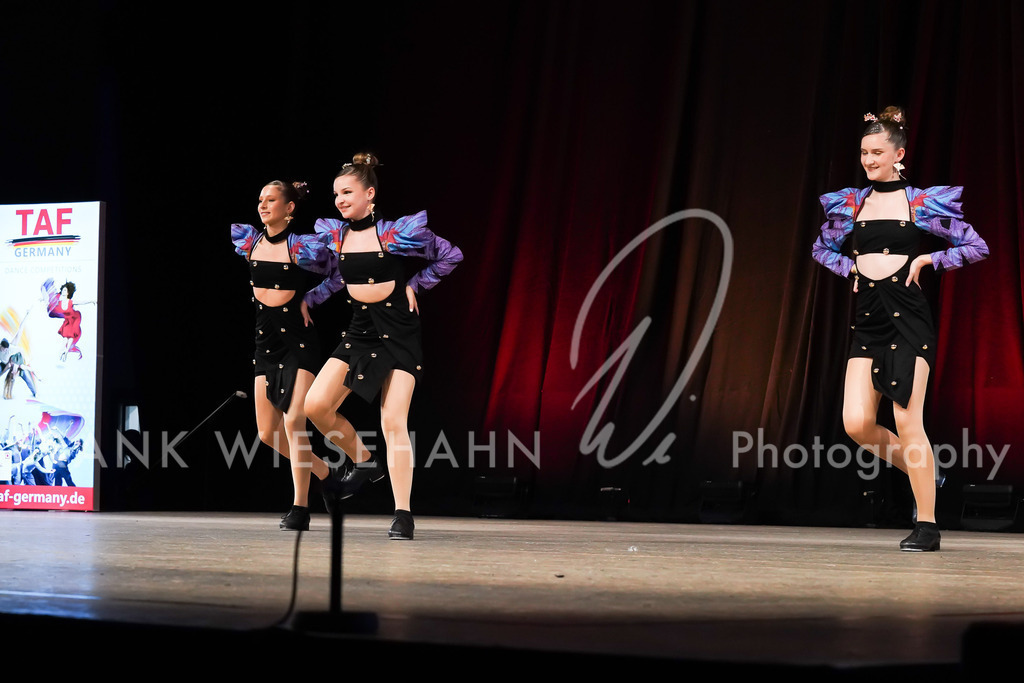 FW708964 | FRANK WIESEHAHN MEDIA - Realisiert mit Pictrs.com