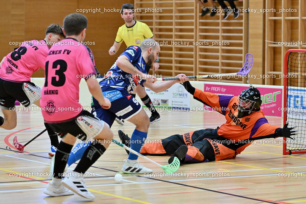 VSV Unihockey vs. Wiener Floorballferein 6.4.2024 | #93 Laurin Illing VSV Unihockey, #80 Bernhard Bezucha Wiener Floorballverein, VSV Unihockey vs. Wiener Floorballferein 6.4.2024, VSV Unihockey vs. Wiener Floorballferein  am 06.04.2024 in Villach (Ballspielhalle St. Martin), Austria, (Photo by Bernd Stefan)