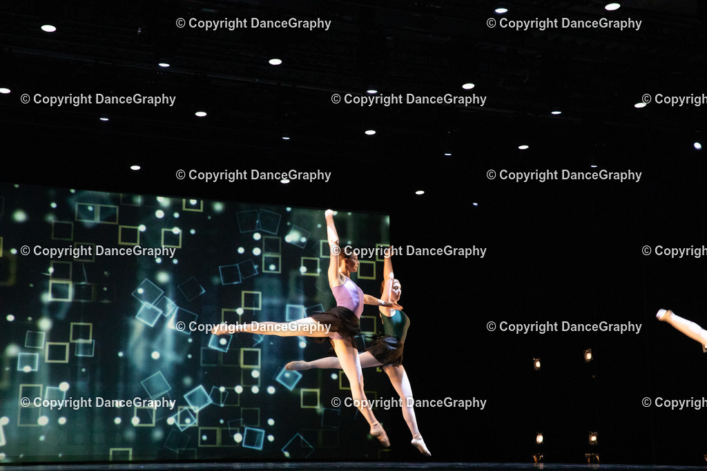 GPHY4590 | DanceGraphy - Realisiert mit Pictrs.com