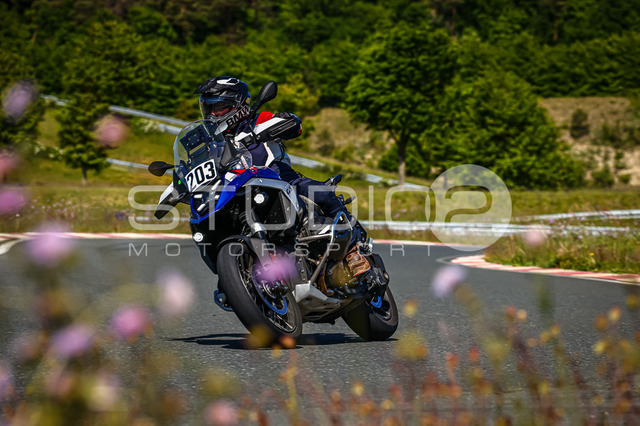 0203-250511_BOX-004_203 | Deine Full-Service-Agentur für ✔️Videoproduktionen und ✔️Motorsportfotografie Jetzt Angebot anfragen!