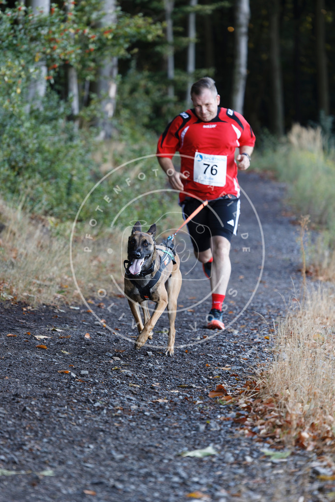0L8A2021 | Hundefotografie, Tierfotograf, Pfotenfotografie, Fotoshooting Hund, Hunde Portrait, Hundesport, Hundeportraits, Heideshooting, Hunde, Sportfotograf, Hundefotograf, Turnierhundsport, THS,  - Realisiert mit Pictrs.com