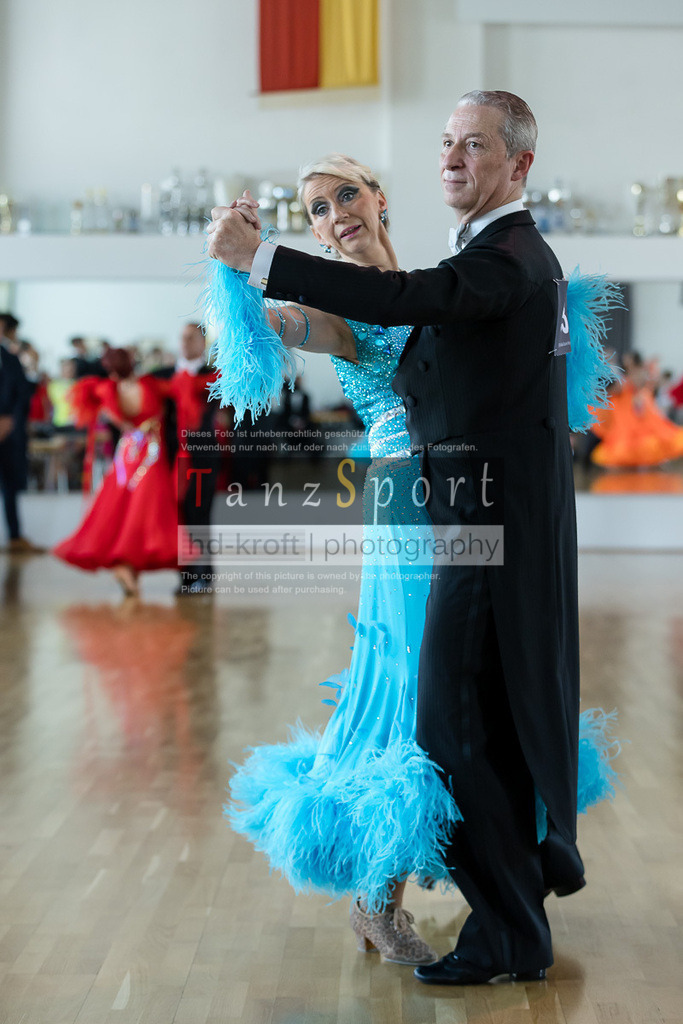 20240525_RL-Masters3-Std_4585 | Tanzsportbilder, Standardtanz, Lateintanz, WDSF, DTV, LTVB, dancecomp, goc, hessen tanzt, blaues band der spree, walzer, tango, wiener walzer, slowfox, quickstepp, samba, rumba, cha-cha-cha, paso doble. jive, hd-kroft photography, turniertanzsport