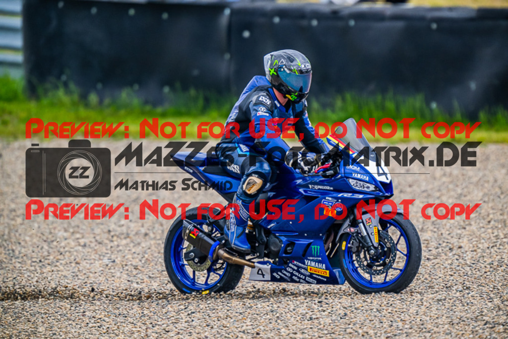 MaZZes_FotoMatrix_220521_9044 | Fotograf Mathias Schmid
Sportfotograf,
Eventfotograf,
Hochzeitsfotograf,
Portraitfotograf