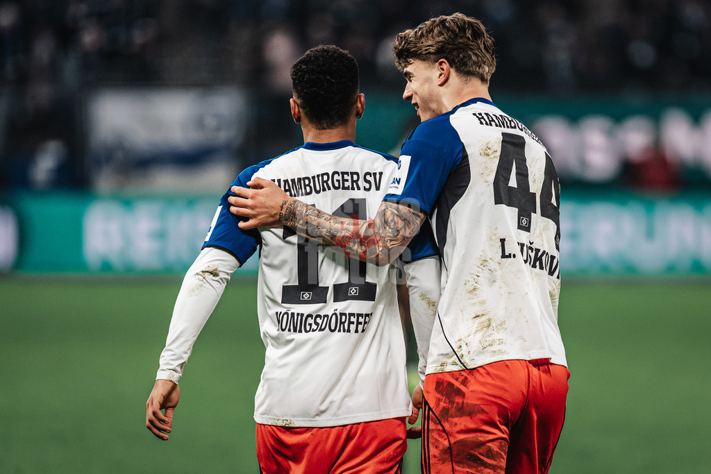 Fußball | Männer | Saison 2025/2026 | 1. Fußball-Bundesliga | 22. Spieltag | Hamburger SV vs. 1. FC Union Berlin | 14.02.2026 | v.l. Ransford-Yeboah Königsdörffer (#11, HSV) Torschütze und Luka Vuskovic (#44, HSV)