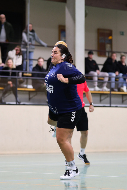 Handball I Damen I Saison 2025-2026 I Verbandsliga Süd I HSG Kalkberg 06 - MTV Dänischenhagen I 14.12.2025.197 | Svenja Hamel (23, HSG Kalkberg 06) - Realisiert mit Pictrs.com