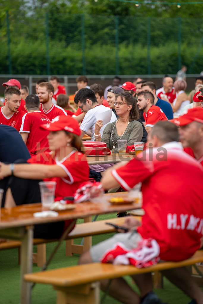 129_Public Viewing Reinach - Achtelfinale Schweiz -Italien EM 2024_kunzmedia.ch | OnlineShop für Bilder kunzmedia.ch