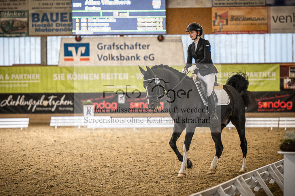 DOS_3562 | Entdecke hochwertige Reitturnierfotos von Foto Oger. Professionell, emotional und authentisch – jetzt Lieblingsmomente im Shop bestellen.Deutschlandweite Turnierfotografie. - Realisiert mit Pictrs.com