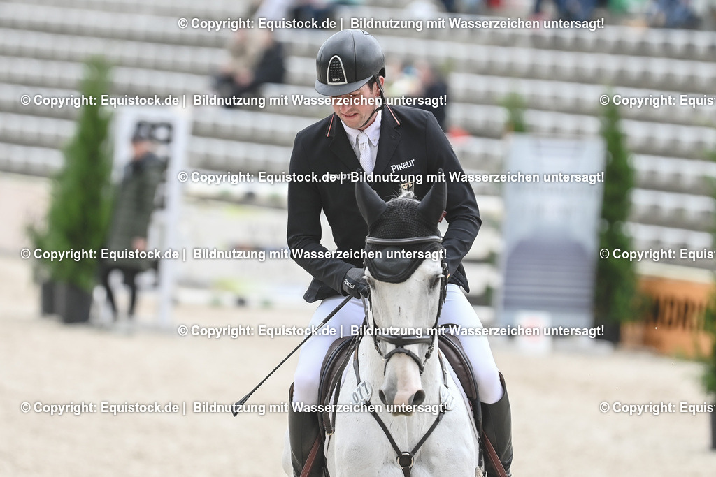 20230514_CCI4_Springen_0283 | equistock