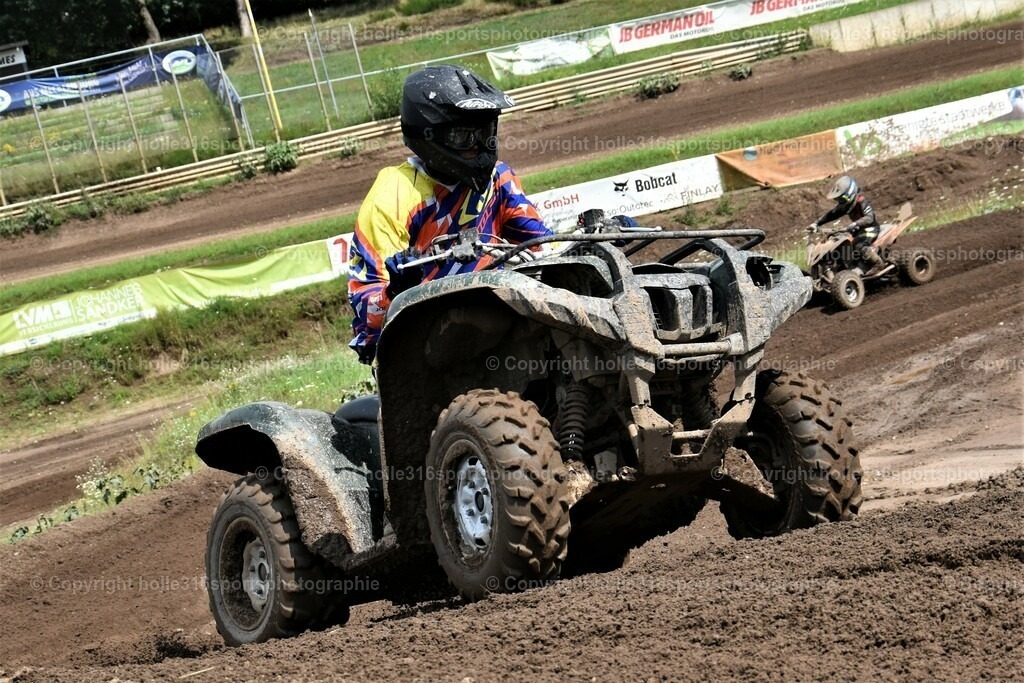 DSC_0582_01 (2) | Sportfotografie , Motorsport, Motoross, Reitsport, Mointainbike, Enduro,
Landschaft , Outdoor, Eventfotografie, Landschaft, Bilder online bestellen - Realisiert mit Pictrs.com