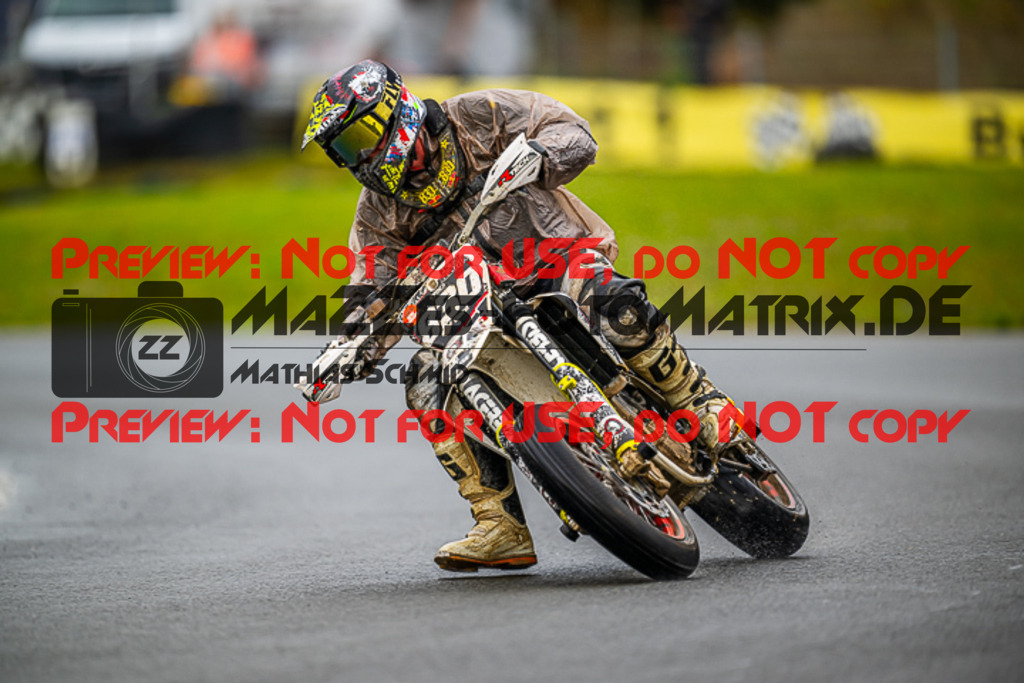 MaZZes_FotoMatrix_230812_6806 | UE40