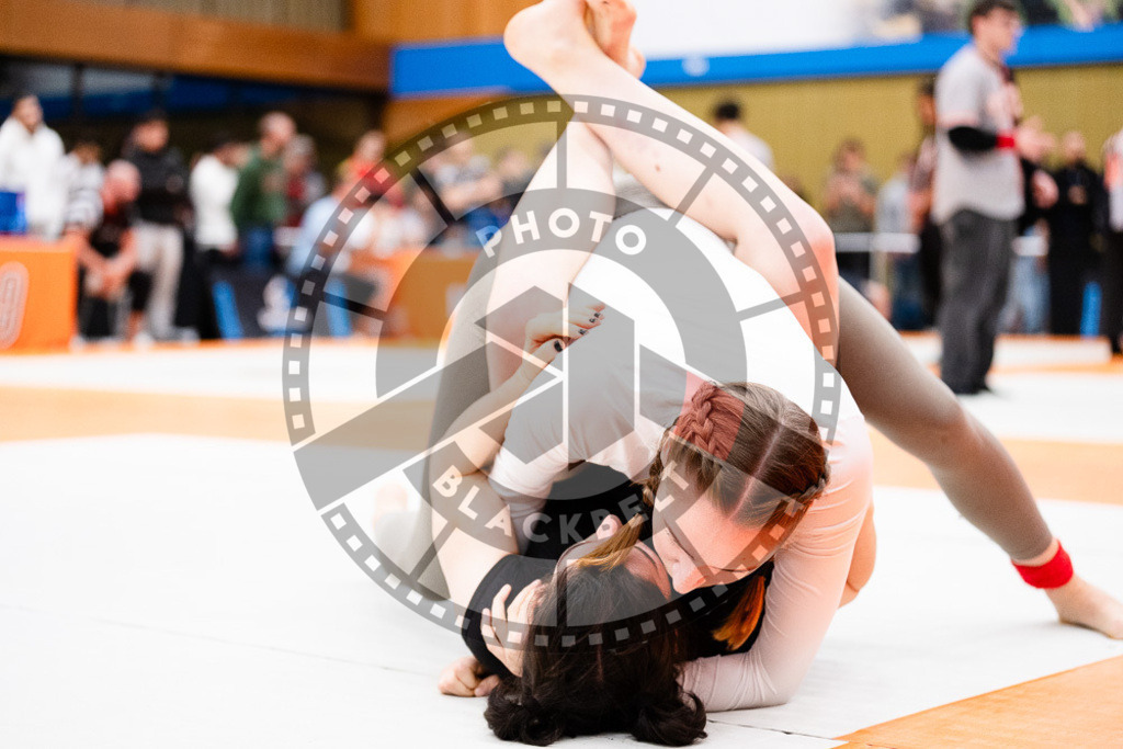 20251122PBB15650 | Athletes compete during the Grappling Industries Berlin Jiu-Jitsu and Grappling Championship, on November 22, 2025 in Berlin, Germany. © photoblackbelt