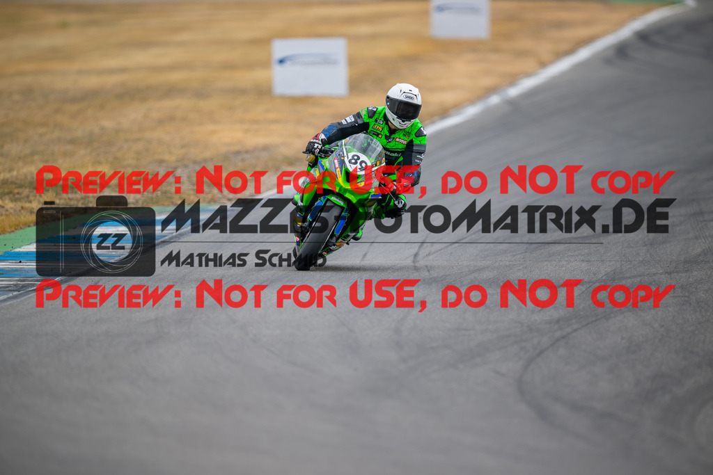 MaZZes-Fotomatrix-20260809-585805 | R1