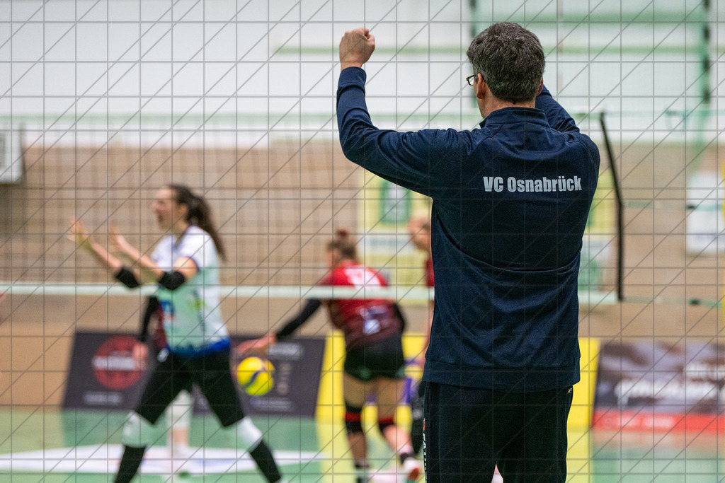 2. VBLF Nord 25/26 | Spiel 4065 | VC Osnabrück vs. TUSA City Girls Düsseldorf | //  10.01.26: 2. VBLF Nord 25/26 | Spiel 4065 | VC Osnabrück vs. TUSA City Girls Düsseldorf / Osnabrück / Deutschland  //   CREDIT:www.bullenfotos.de, Martin König, Hörner Weg 40, D-49078 Osnabrück, +4917663732967 // Nutzung und Weitergabe nur zu den vereinbarten Zwecken. Presseanfragen an Ersteller. Alle Rechte beim Ersteller. Honorierung nach MFM. - Realisiert mit Pictrs.com