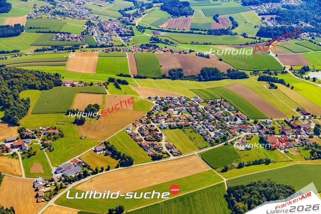 Schöne Luftaufnahme als Geschenk in Jahrdorf Hauzenberg - Die Luftbildaufnahme wurde 2025 vom UL-Flugzeug heraus erstellt ( keine Drohne ) - Hochauflösende Luftaufnahme -Nicht vergleichbar mit Google Maps oder Satelittenbilder- Die Geschenkidee !Mit Lizenz und Bildrechte bestellbar