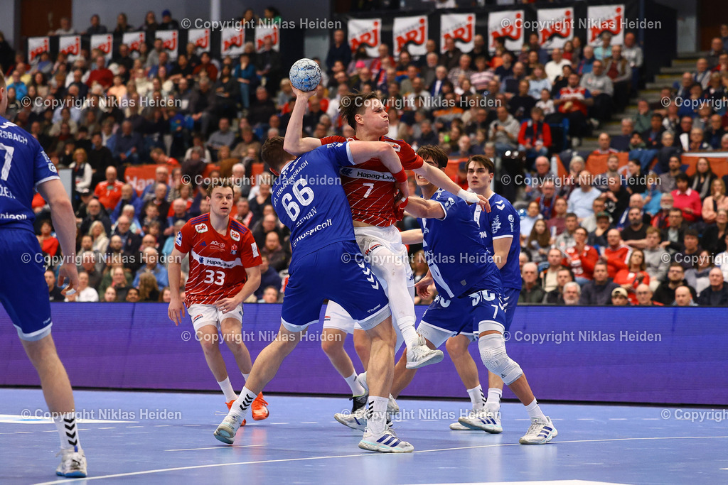 NH_HandballSportVereinHamburg_VfLGummersbach_HandballBundesliga_27022025 | #7 Leif Tissier (HSV Hamburg), #66 Stepan Zeman (VfL Gummersbach)Handball I Herren I Bundesliga (Daikin HBL) I Saison 2024-2025 I 21. Spieltag I HSV Hamburg - VfL Gummersbach I 27.02.2025 I Sporthalle Hamburg