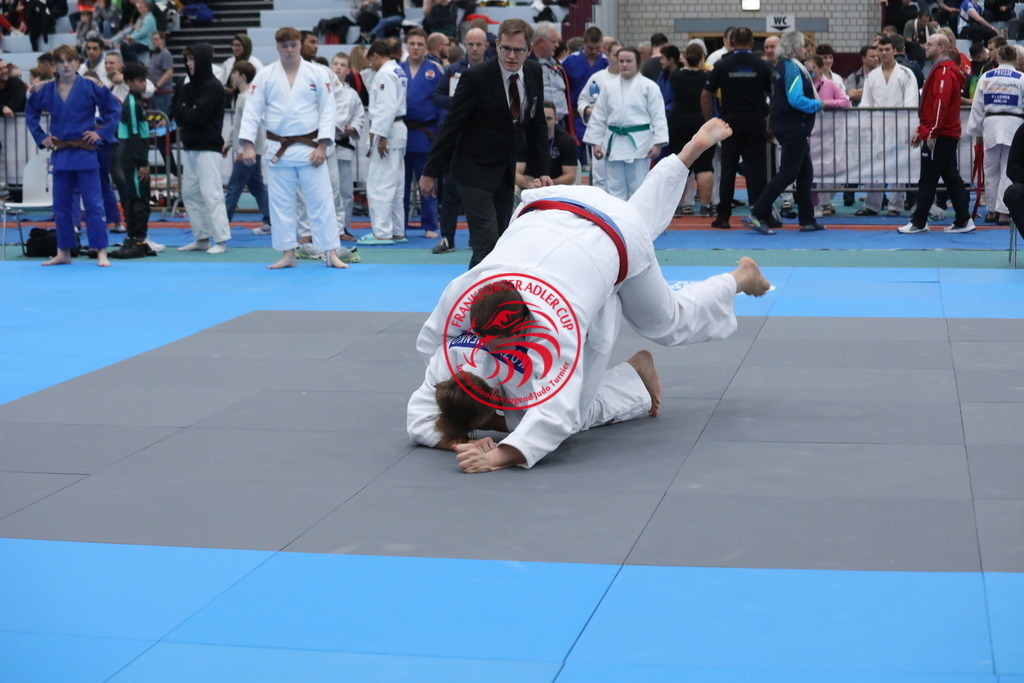 1J7A2926 | Fotos vom Adler Cup - Pictures from Adler Cup

Hier findet Ihr alle Eindrücke und großen Momente der Adler Cup Wochenenden. Here you will find all impressions and great moments of the Adler Cup weekends. - Realisiert mit Pictrs.com