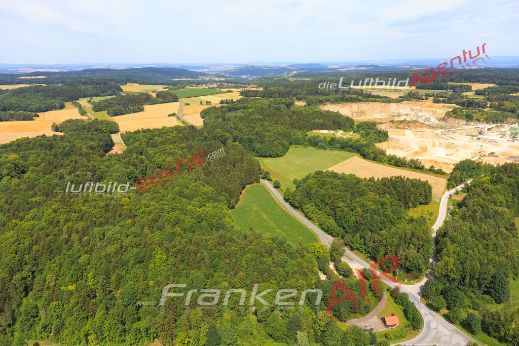 Luftbild von  Wattendorf - Luftaufnahme wurde 2015 von https://frankenair.de mittels Flugzeug (keine Drohne) erstellt - die Geschenkidee