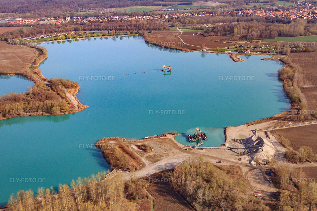 Luftbild: Badesee Bassin des Mouettes in Lauterbourg im Bundesland Bas-Rhin in Frankreich. – Foto: IMG_25634.jpg vom 02.04.2010 durch Werner Riehm/FLY-FOTO.de – Auflösung des Originals: 4752 x 3168 px