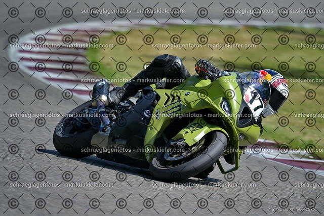 26BT02-1303 | markuskiefer.com - Realisiert mit Pictrs.com