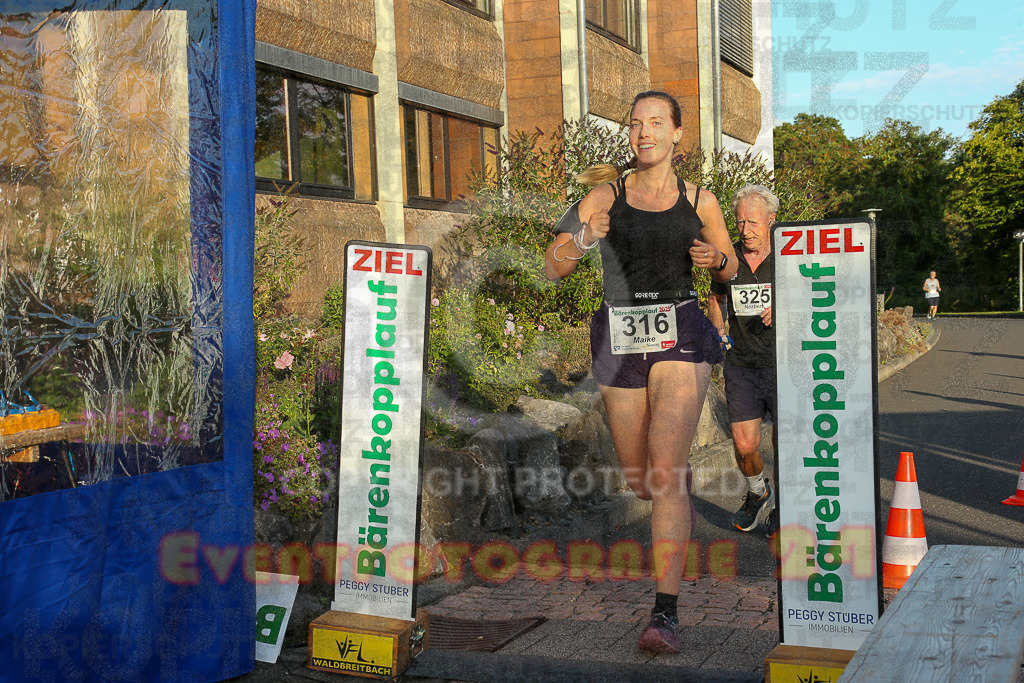 250801_1951_EX1_8472 | Sportfotografie im Rhein-Sieg Kreis, Köln, Bonn, NRW, Rheinland Pfalz, Hessen, etc. Unser Tätigkeitsfeld umfasst den Laufsport vom Volkslauf über den Marathon, Duathlon, Triathon bis zum Ultralauf wie Kölnpfad Ultra oder Schindertrail.
