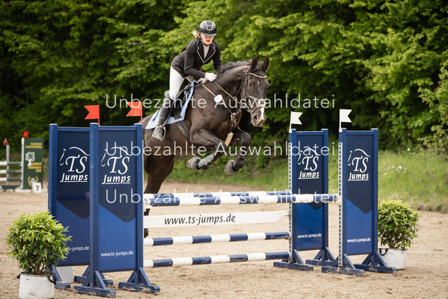 Bad_Meinberg_00222 | saradresslerfotografie - Realisiert mit Pictrs.com