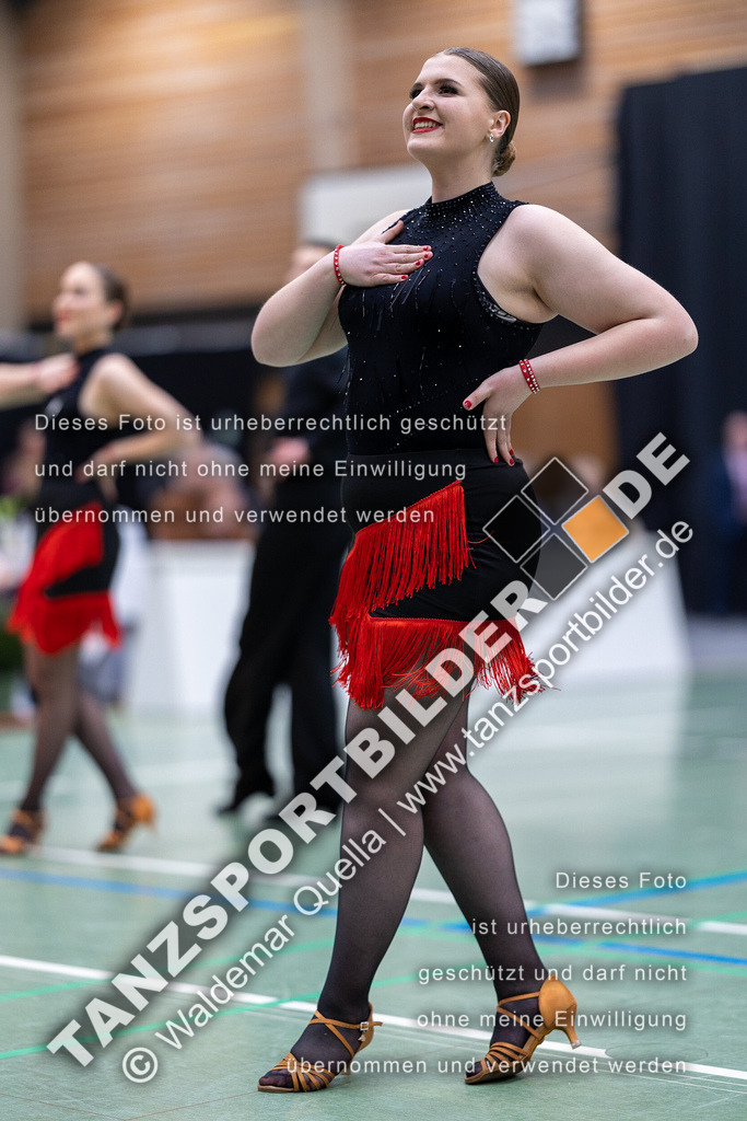 20230325-10213 | Hier finden Sie Tanz Bilder vom Latein und Standard Formationen tanzen. Sportbilder vom Tanzsport. Schöne Fotos und von Weltmeisterschaft, Europameisterschaft, Bundesliga, Regionalliga, Oberliga und Landesliga sowie von GOC Stuttgart, DanceComp, WM Bremen