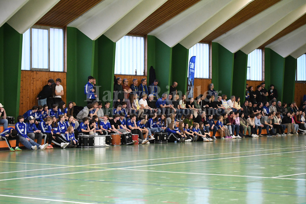 SSG Metten : SpVgg Altenerding | Volles Haus in Metten - Realisiert mit Pictrs.com