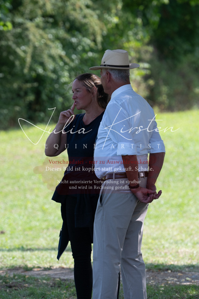 DSC_0607 | Pferde- und Turnierfotografie in Westsachsen. Pferdeportraits, Auftragszeichnungen und intuitive Kunst.