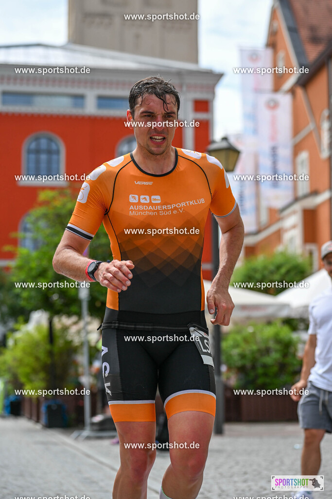 SZI_6433 | Stadttriathlon Erding 2025. #yourpictrs #sportshot_your_pictrs @Sportshotphotography #stadttriathlonerding Copyright: www.sportshot.de