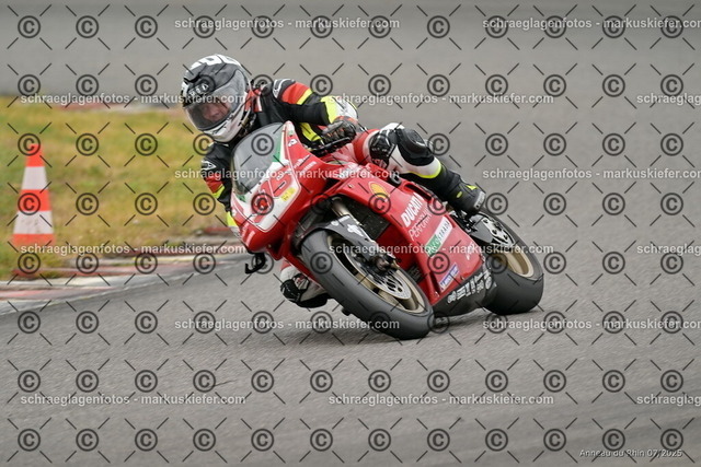 25bt05-1420 | markuskiefer.com - Realisiert mit Pictrs.com