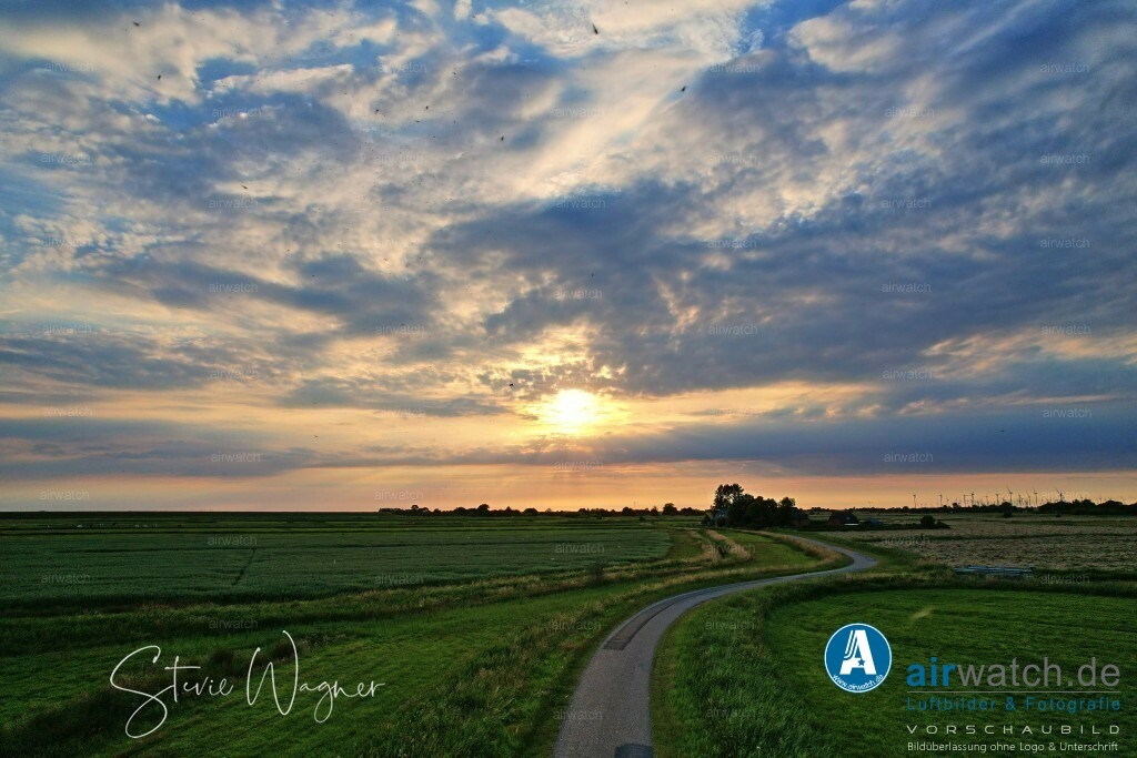 Luftbilder Hattstedtermarsch | Luftbilder, Nordsee, Nordfriesland, Hattstedtermarsch, Sterdebüll, Deichweg, Speckiweg, Seedeichgraben