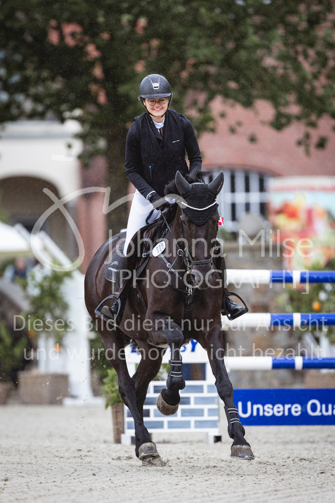 240616_Lemwerder_M2-Springen-565 | Deine schönsten Turniermomente als professionelle Fotos! Entdecke hochwertige Pferdesport-Fotografie im Online-Shop. Jetzt Fotos finden & bestellen!