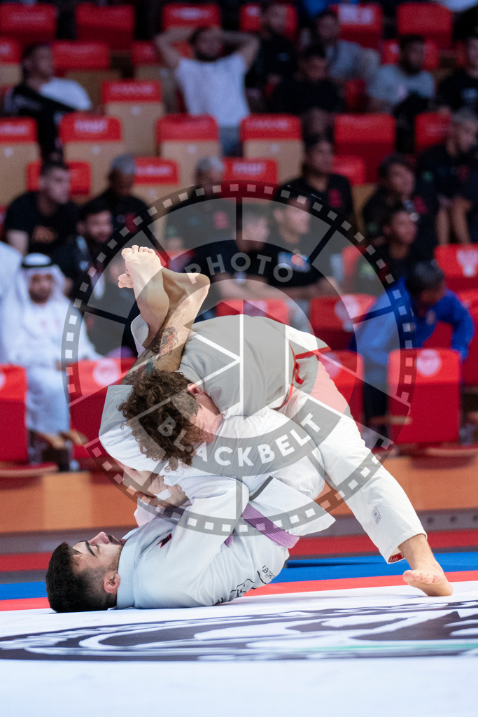 20231108PBB1578 | Fighters compete during the AJP World Professional Championship in the Mubadala Arena in Abu Dhabi, Arab United Emirates, on November 8, 2023.