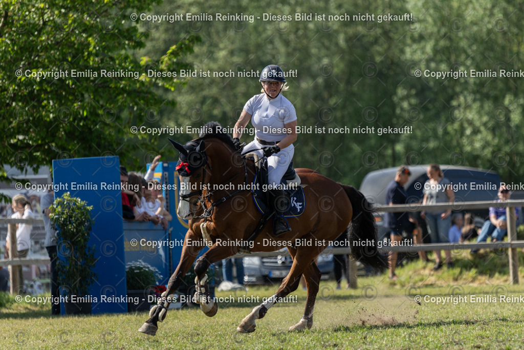 CL5A5292 | Emilia Reinking Fotografie - Realisiert mit Pictrs.com